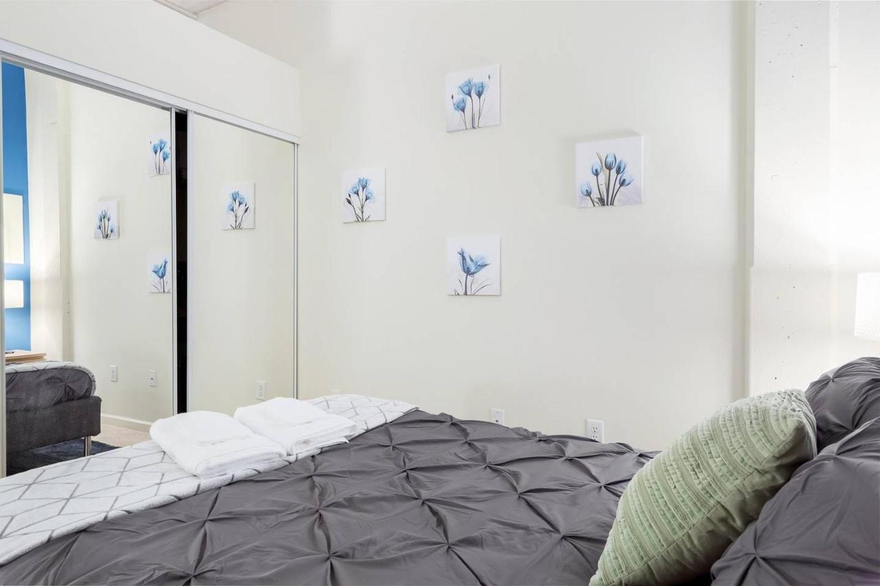 Trifecta 2Br Free Parking Modern Superhost Apartment Durham Luaran gambar